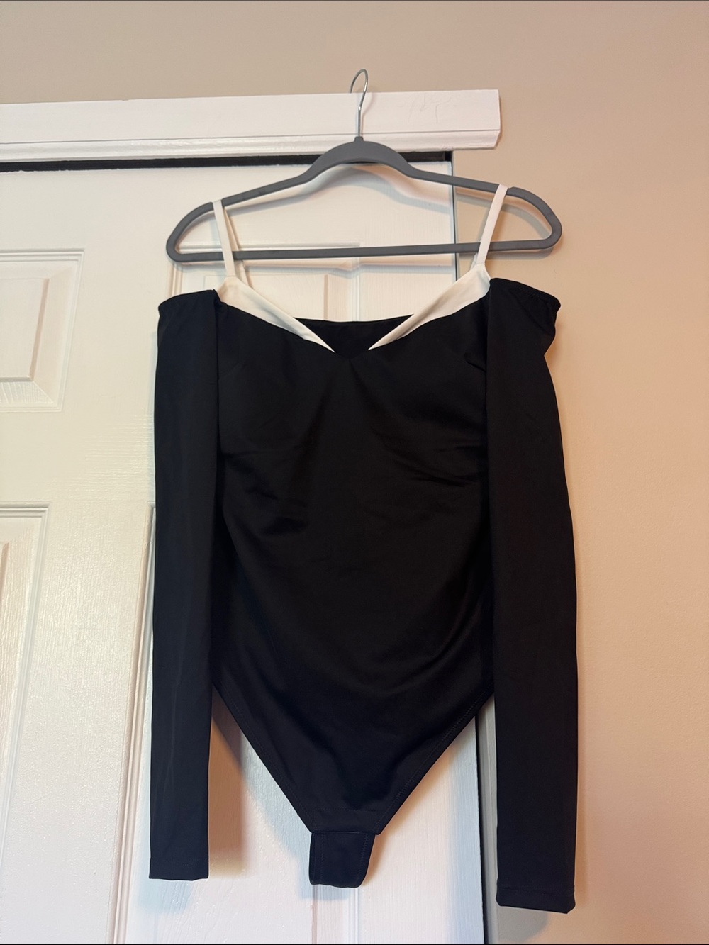 Popilush Off-Shoulder Long-Sleeve Shapewear Bodysuit